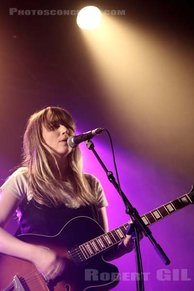 HANNAH LOU CLARK - 2016-04-16 - PARIS - Point Ephemere - 